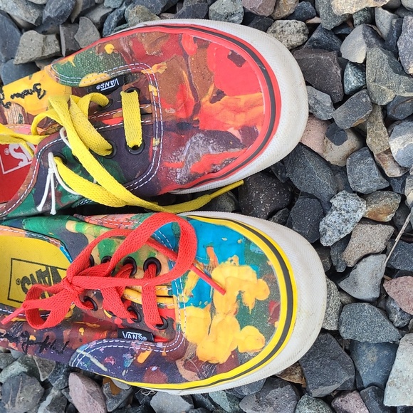 Like New Moca Brenna Youngblood Museum Collection Unisex Vans - Picture 8 of 8